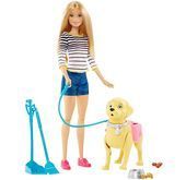 Barbie spacer z pieskiem czyścioszkiem Mattel