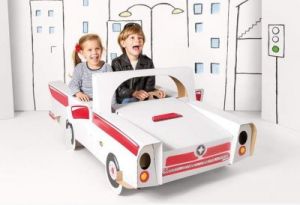 Tekturowe Super auto do pokolorowania - kreatywna zabawka dla dzieci
