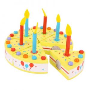 Tort urodzinowy ze swieczkami do zabawy dla dzieci