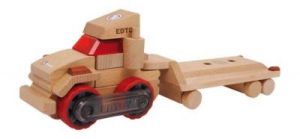 Drewniana ciężarówka z naczepą do zabawy dla dzieci
